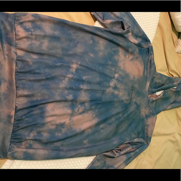 Women Print Tie dye Hoodie and Jogger - Picture 2 of 4